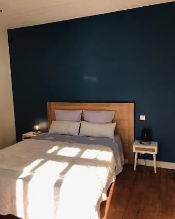 Casa vacanze Un Paradis De Verdure En Plein Centre Périgueux